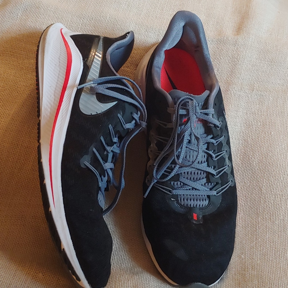 Men's Nike Zoom Come to Running Shoe (sz 12)